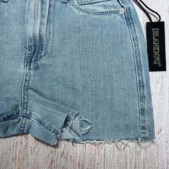 NWT BLANK NYC High Rise Cut-Out Jean Shorts SIZE 24 Blue Denim NEW - Picture 9 of 11